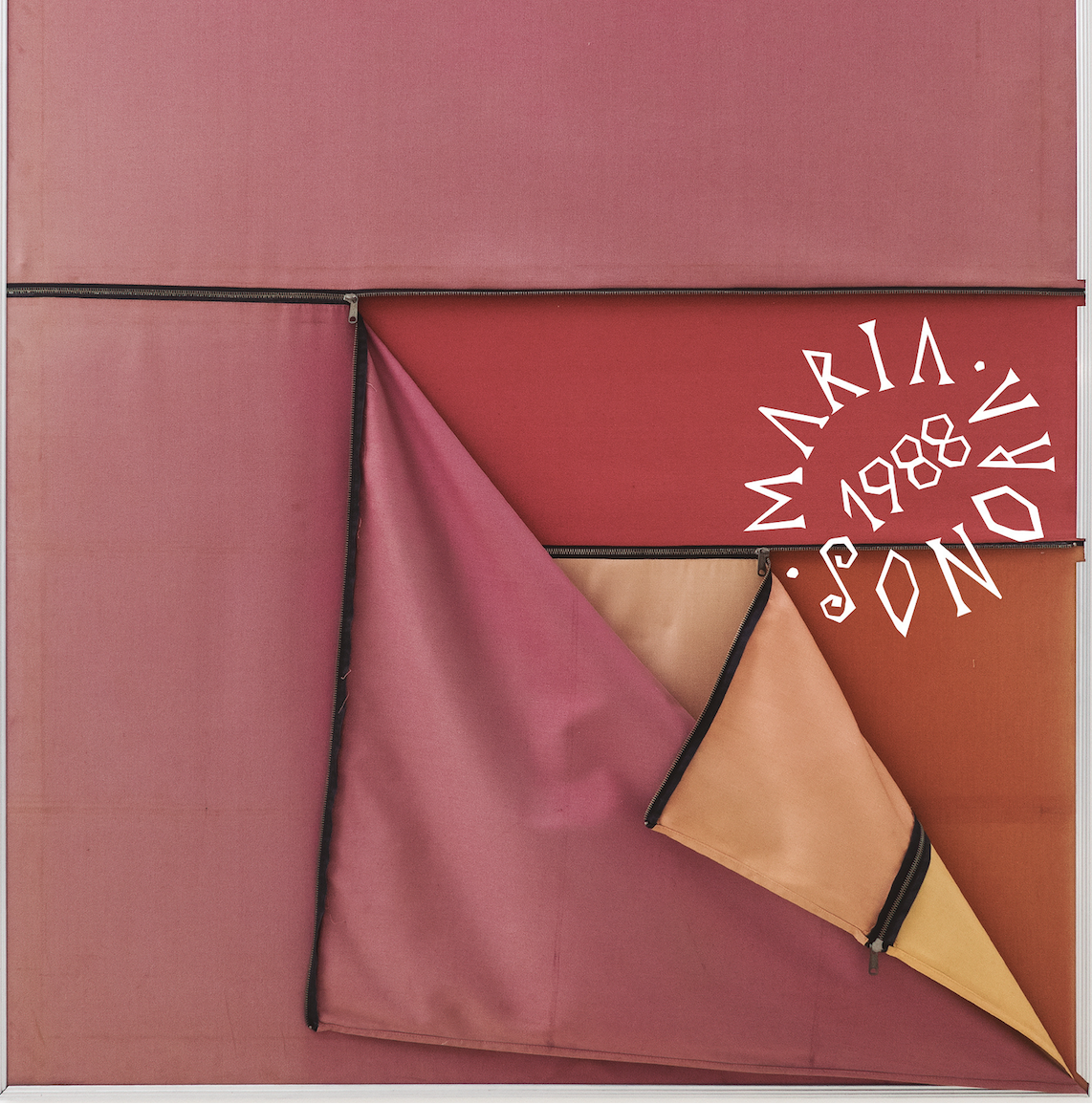 Photo: Courtesy of ISLAA and Hueso Records. Plan 02/33's cover art is by Nelson Leirner.